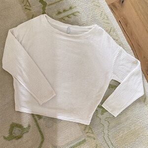 Z supply white textured long sleeve shirt